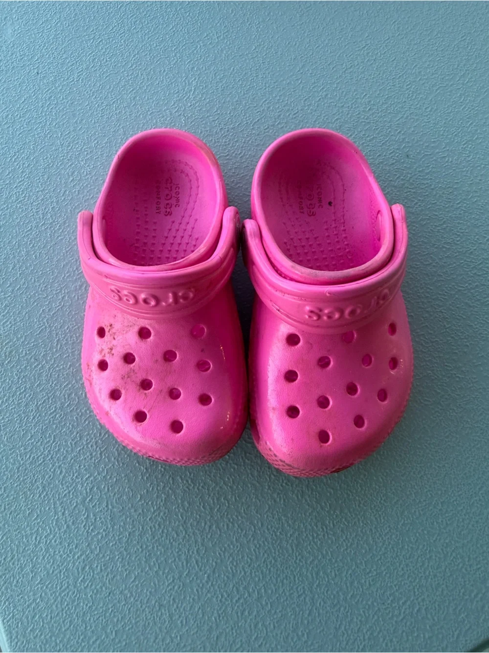 CROCS Kids Bubblegum Pink Classic Clogs